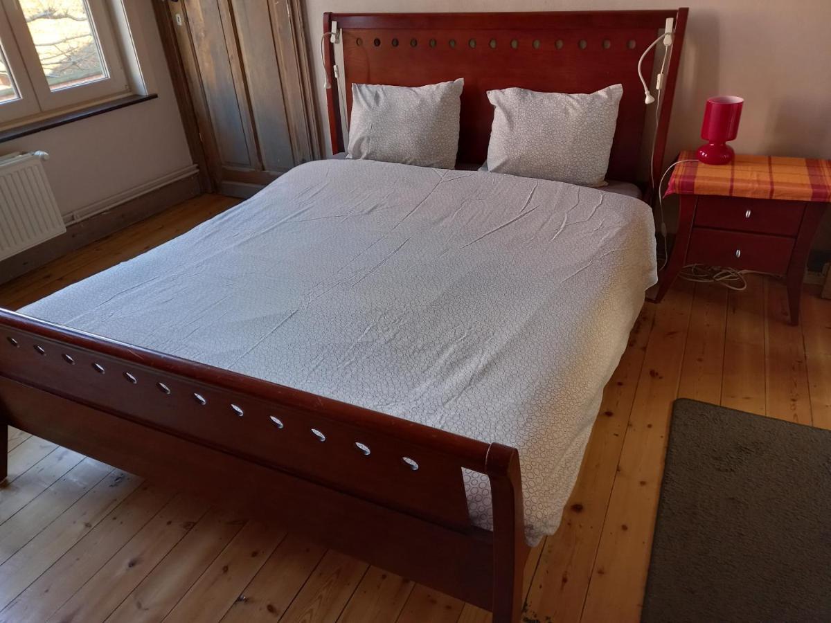 Guesthouse Oude Houtmarkt 伊普尔 外观 照片
